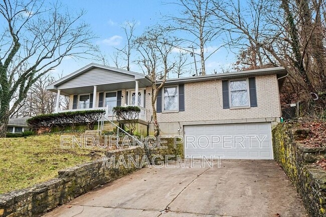 Building Photo - 334 Hyde Park Dr