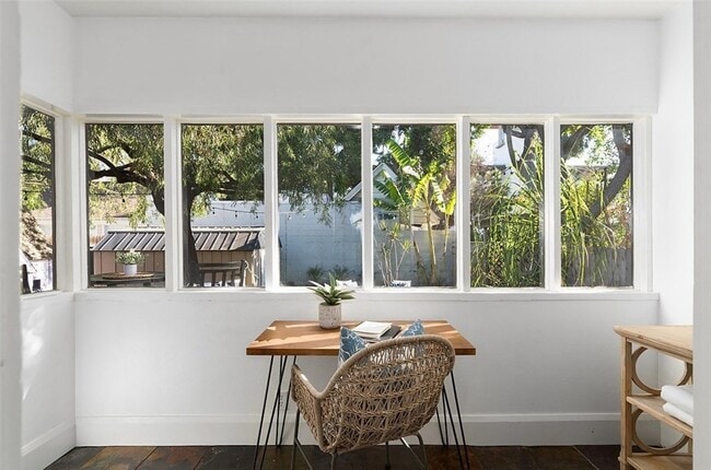 Building Photo - 127 N Grand St