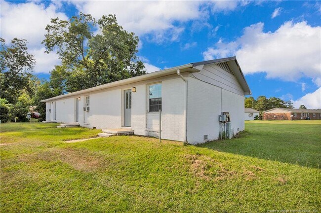 Primary Photo - 6444 Applecross Ave