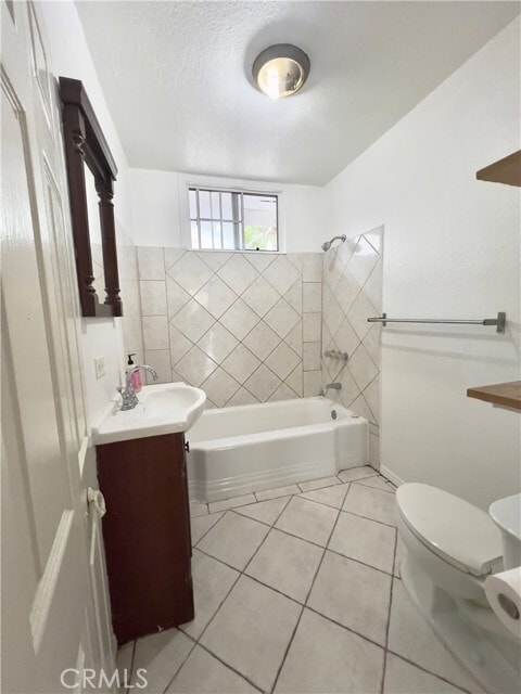 Building Photo - 1915 Echo Park Ave