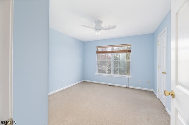 Building Photo - 902 Wendover Ct