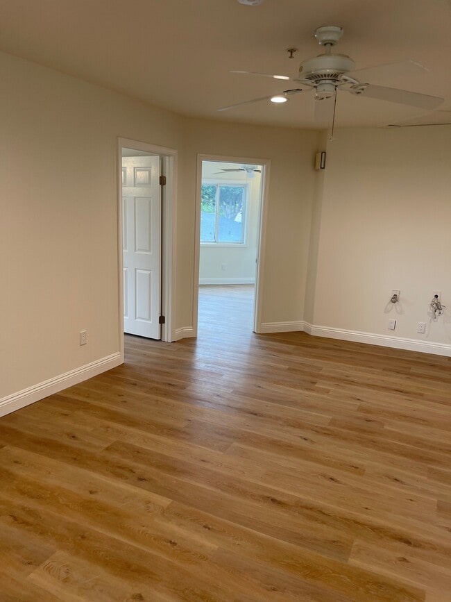 Building Photo - 4028 Tilden Ave