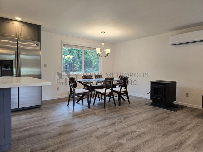 Building Photo - 12925 158th Ave SE