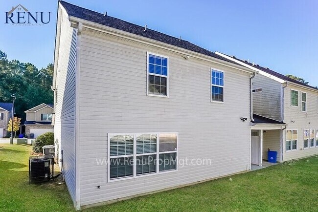 Building Photo - This home is available for NO CONTACT show...