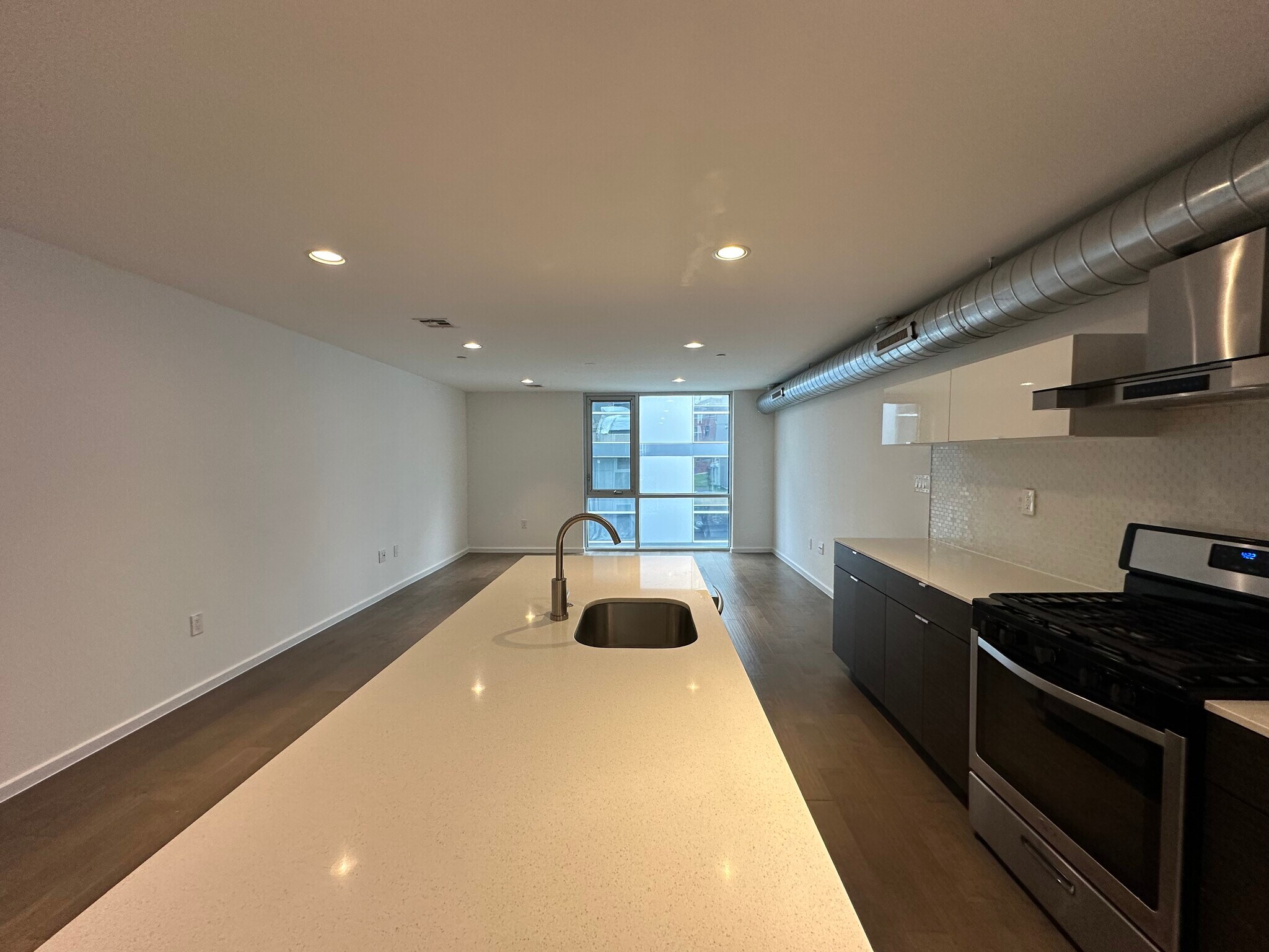 Building Photo - 1443 N Franklin St