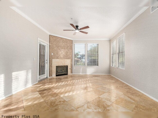 Building Photo - "Spacious 2-Bed, 2-Bath Condo Retreat in Scottsdale's Prime Location - 1,146 Sq Ft of Comfort!"