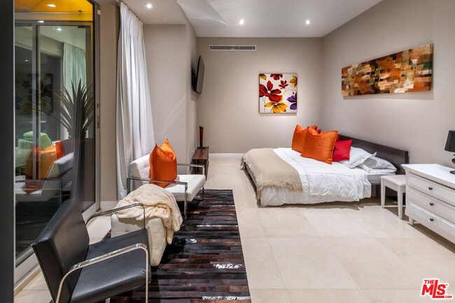 Building Photo - 4533 Estrondo Dr