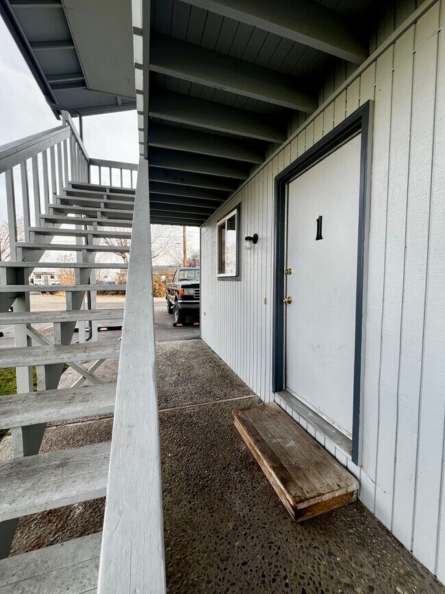 Building Photo - 4212 S 3rd St