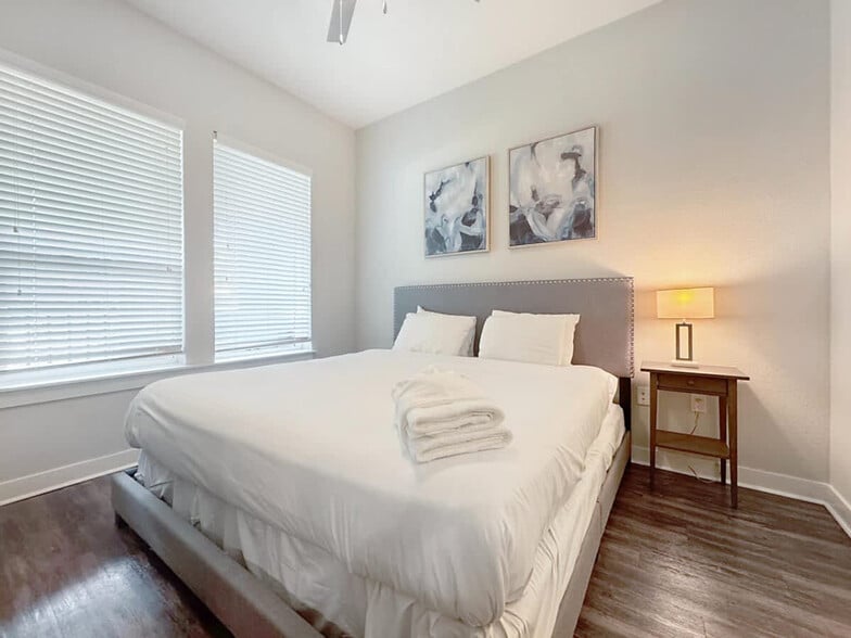 Building Photo - 124 S Morgan St