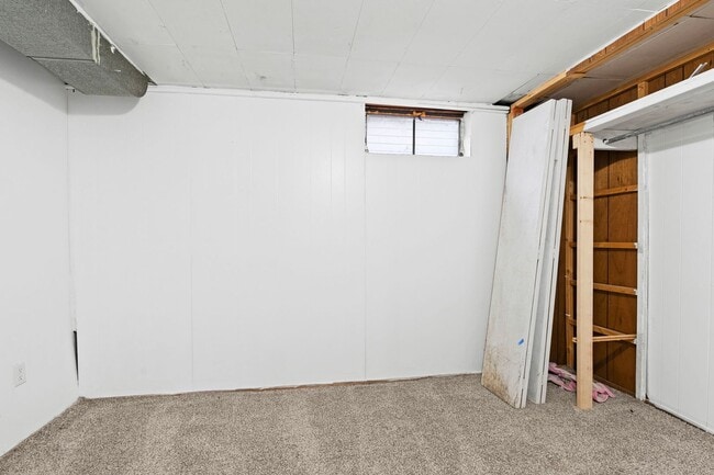 Building Photo - Charming Updated Single-Family Home Near Northtown