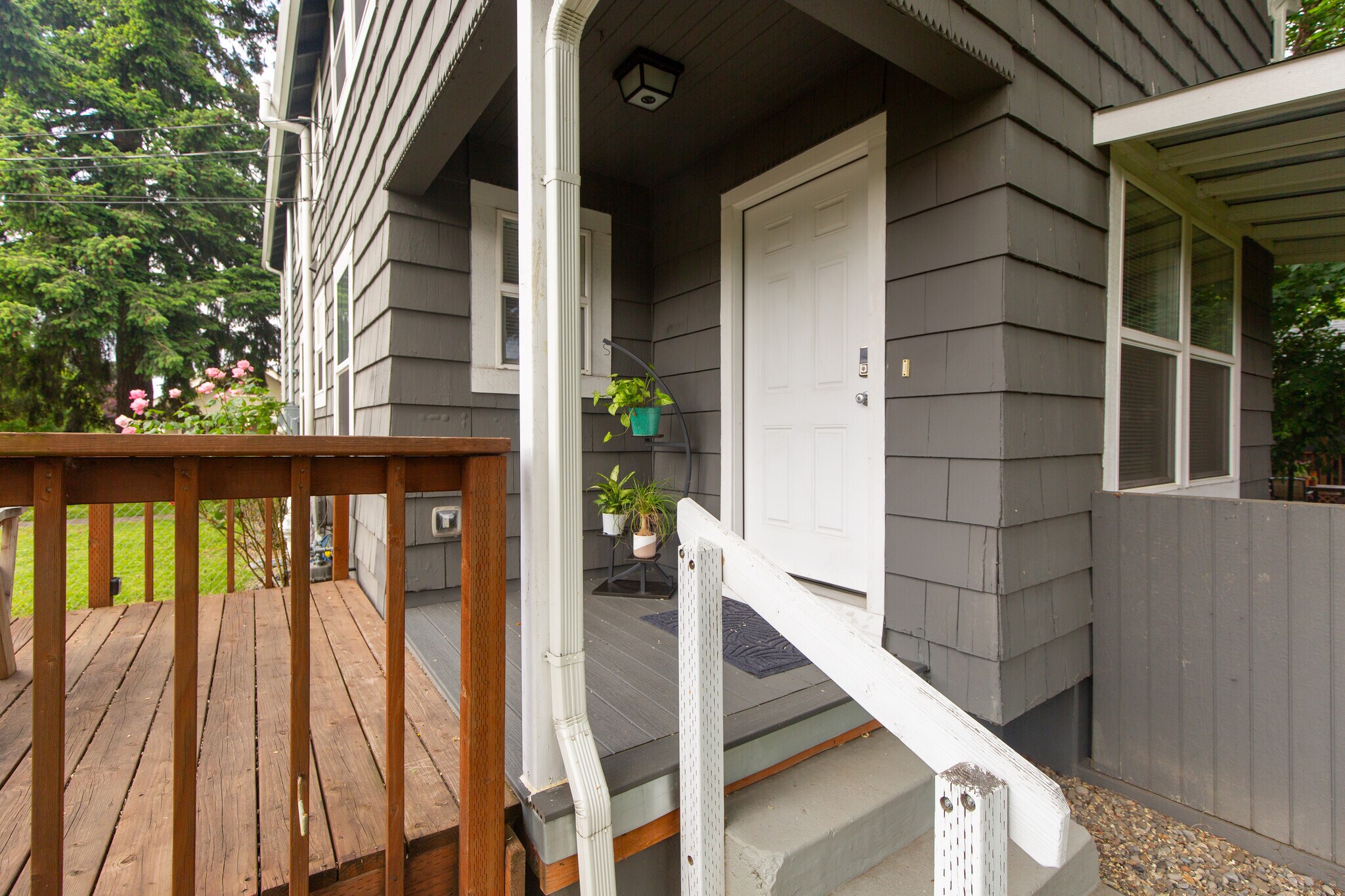 Building Photo - 5604 SE 97th Ave