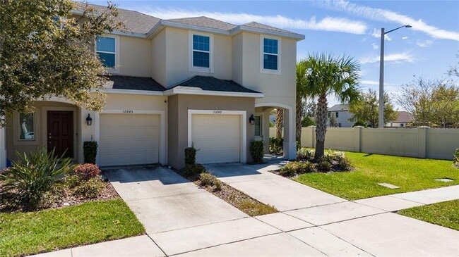 Building Photo - 10849 Wyne Tree Ct