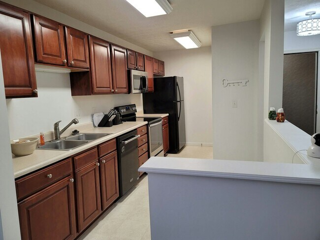 Building Photo - 3126 Alexander Pl