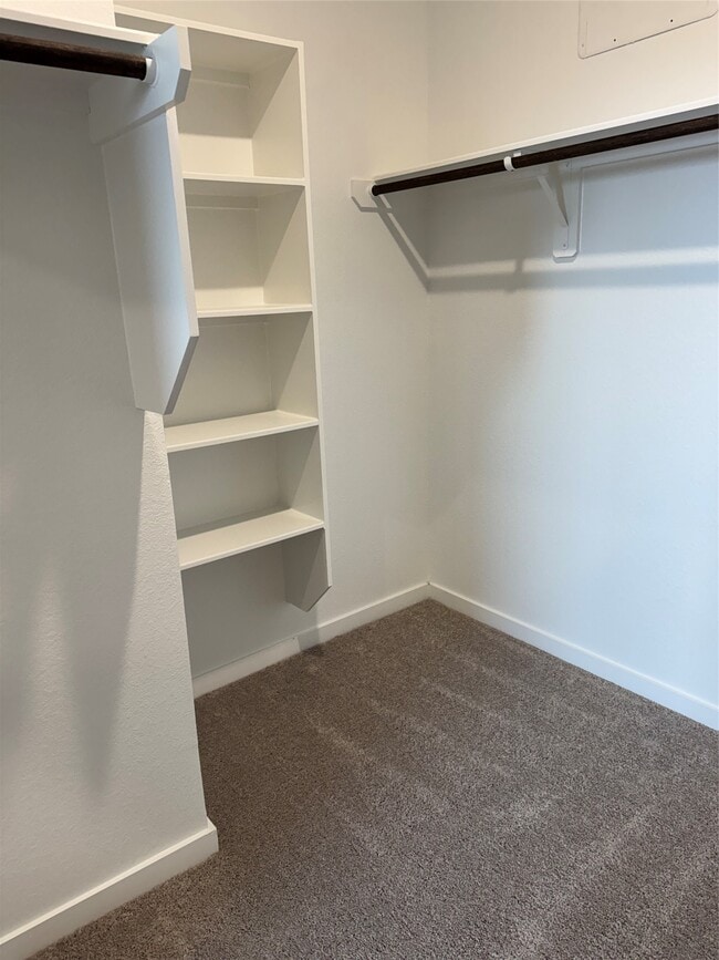 Building Photo - 2978 Pk Hl Ln