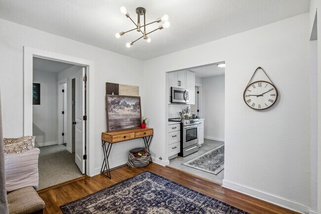 Building Photo - 2837 S Hills Ave