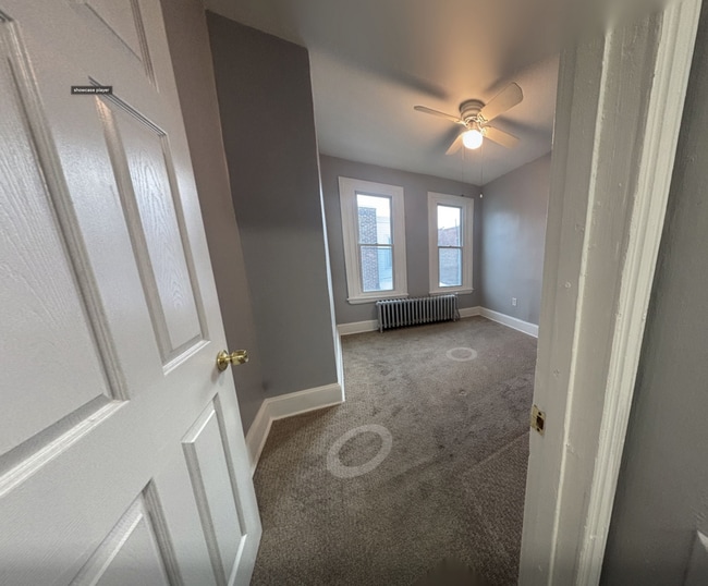 Building Photo - Updated 3BR South Philly Row: Move-In Ready