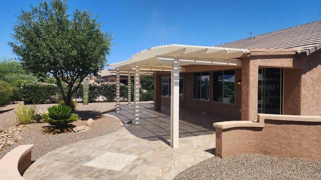 Building Photo - Resort-Style Living in a Beautiful 55+ Community