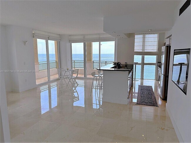 Building Photo - 2080 S Ocean Dr