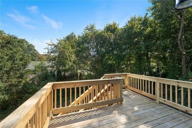 Building Photo - 7 Laneway Ct