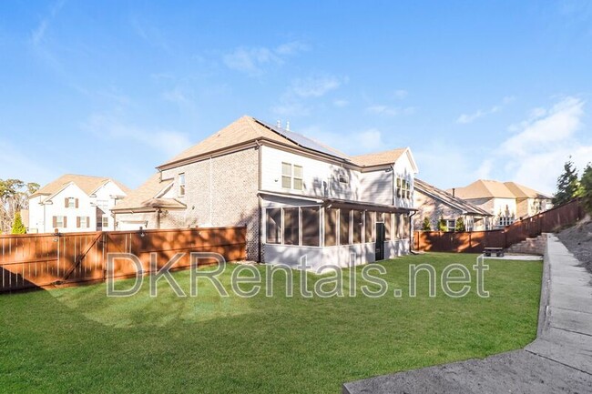 Building Photo - 5780 Bradenton Rd