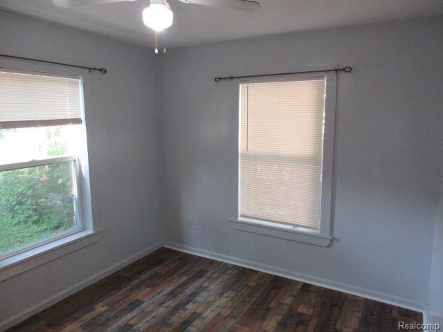 Building Photo - 4059 Chenlot St