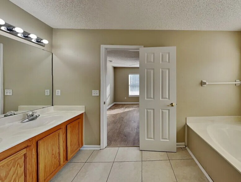 Building Photo - 4528 Olympiad Way