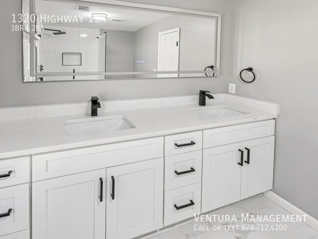 Building Photo - 1320 GA-154