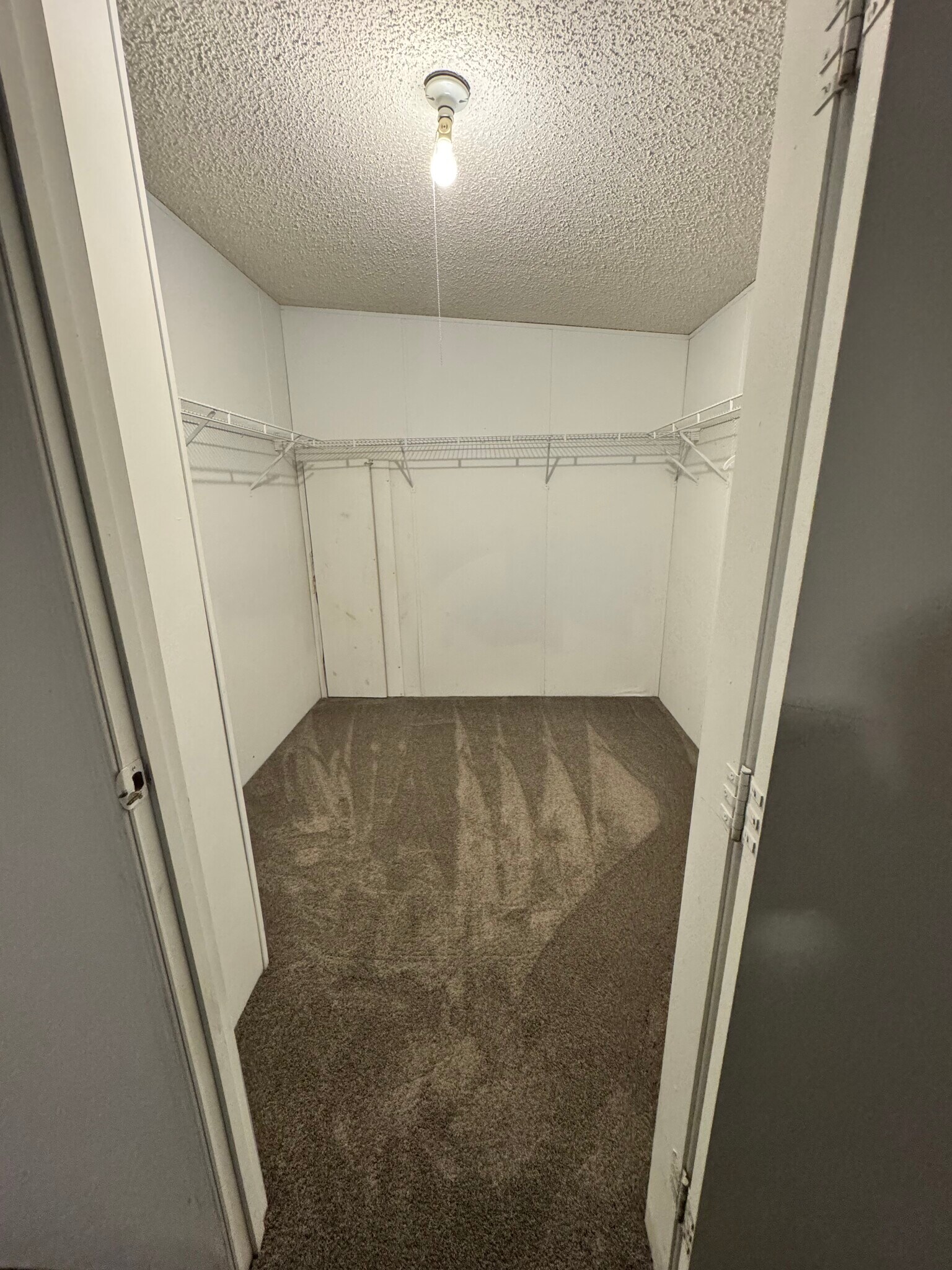 Building Photo - 7610 Plumwood Dr