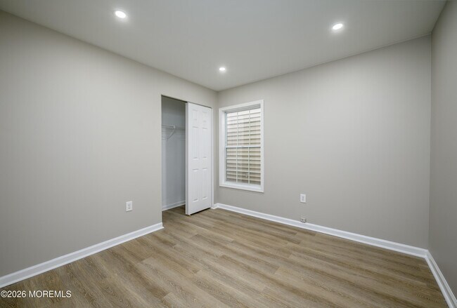 Building Photo - 114 Watson Ave