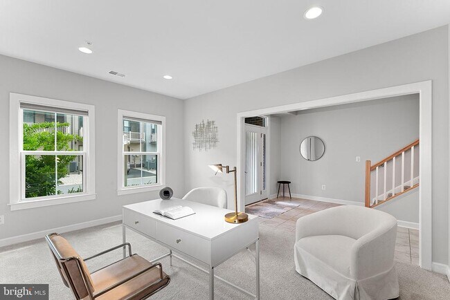 Building Photo - 43372 Whitehead Ter