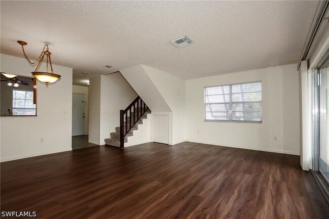 Building Photo - 25484 Cockleshell Dr