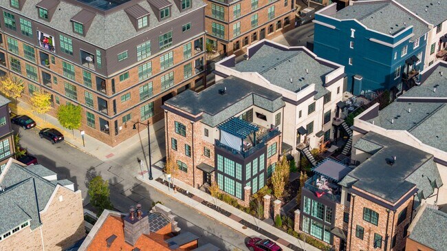 Building Photo - 100 Normandy Ave