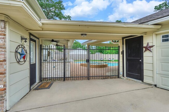 Building Photo - 6411 Elmgrove Rd