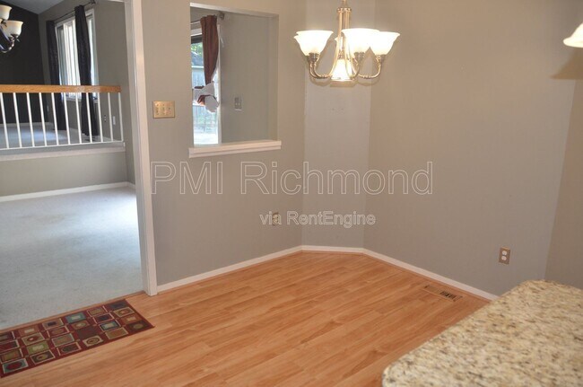 Building Photo - 10107 Hearthrock Ct
