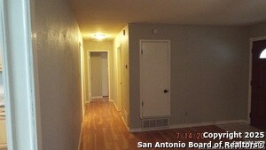 Building Photo - 126 Hillcrest Dr