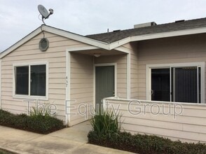 Building Photo - 437 N Park St