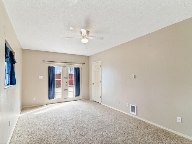 Building Photo - 1-Bed, 1.5-Bath Townhome with Balcony | Prime NW Albuquerque Location | Coming Soon | Pre-lease Now!