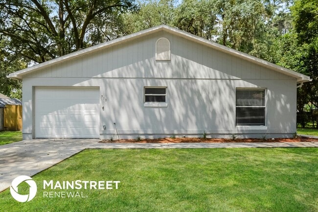 Building Photo - 910 Kentucky Blvd