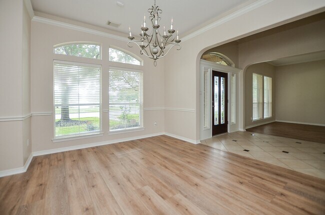 Building Photo - 7218 Spring Run Ln