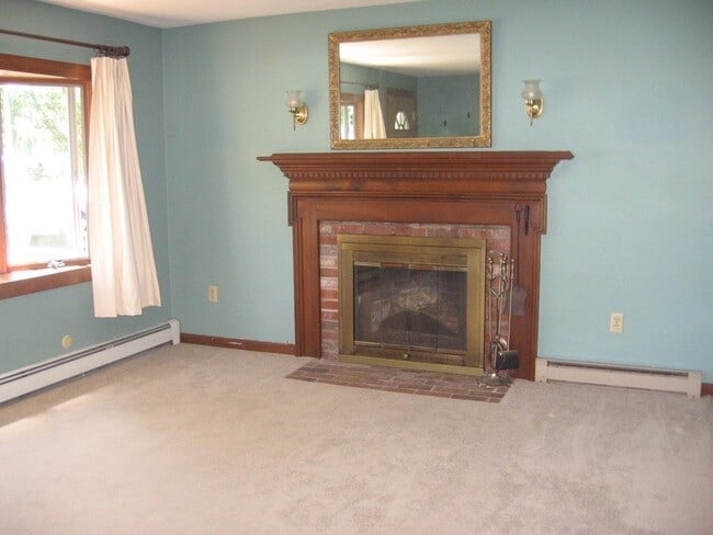 Building Photo - 131 Williston Rd