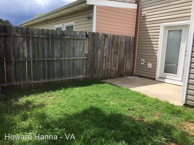 Building Photo - 2 br, 1.5 bath House - 2965 Talon Court