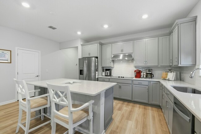 Building Photo - 5584 SW 85th Ave Rd