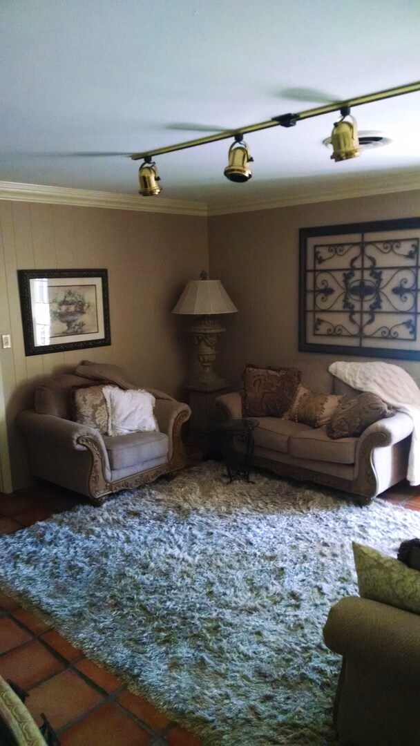 Building Photo - Nordberg 542