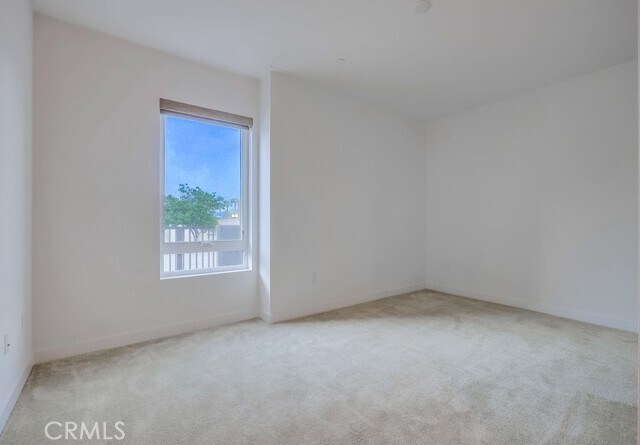Building Photo - 3214 Rivington