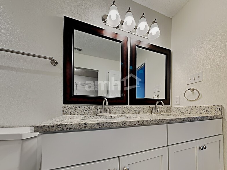 Building Photo - 13378 Allegiance Dr