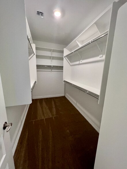 Building Photo - 12733 W Ocotillo Rd