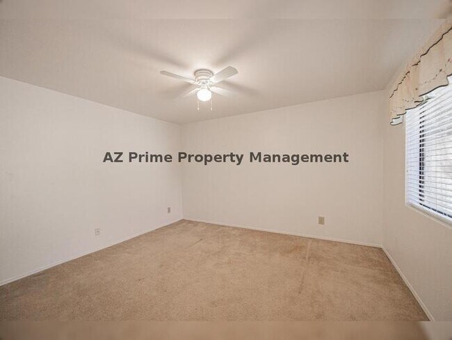 Building Photo - 5807 W Acoma Dr