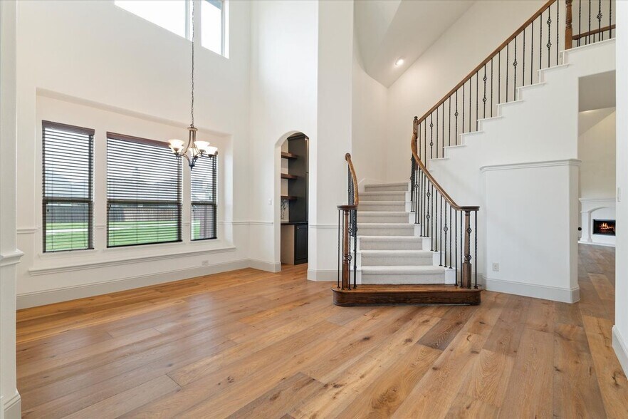 Building Photo - 1040 Edgefield Lane
