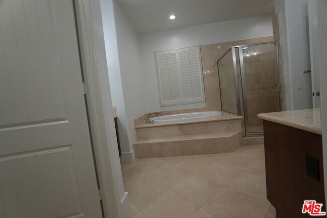 Building Photo - 20451 Via Sansovino
