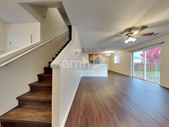 Building Photo - 10032 Terra Court Southeast